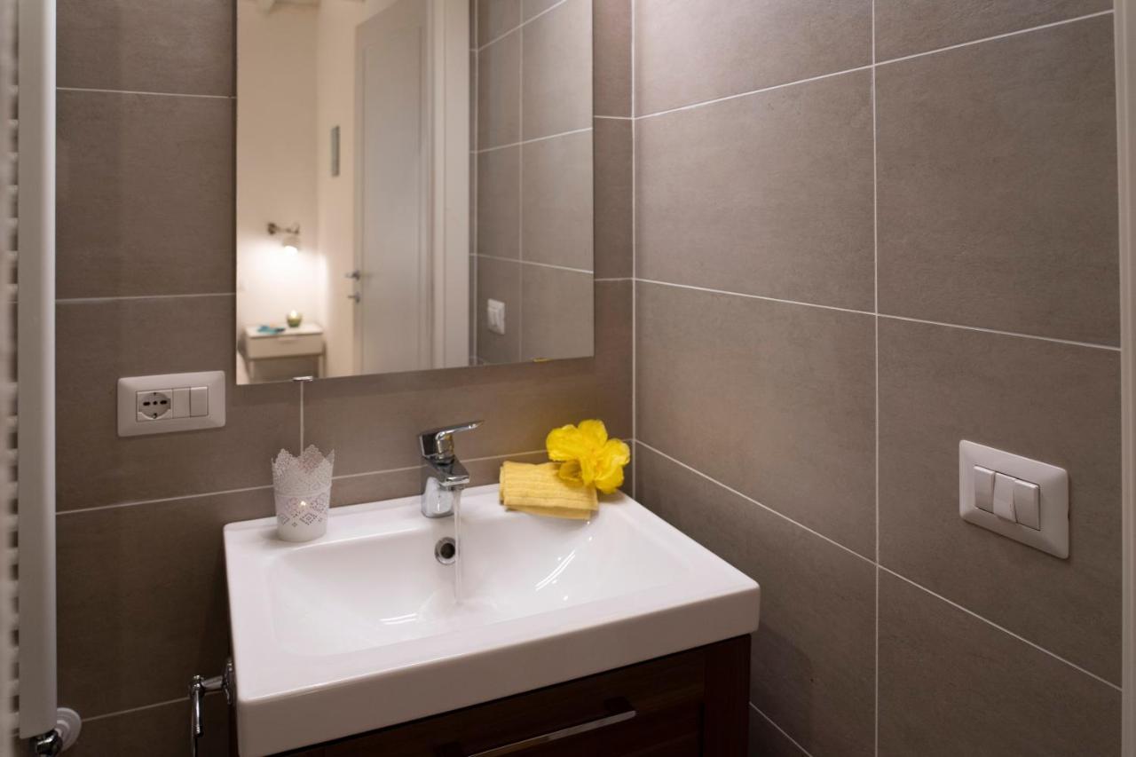 32 Nero - Florence Apartment San Niccolo Zewnętrze zdjęcie
