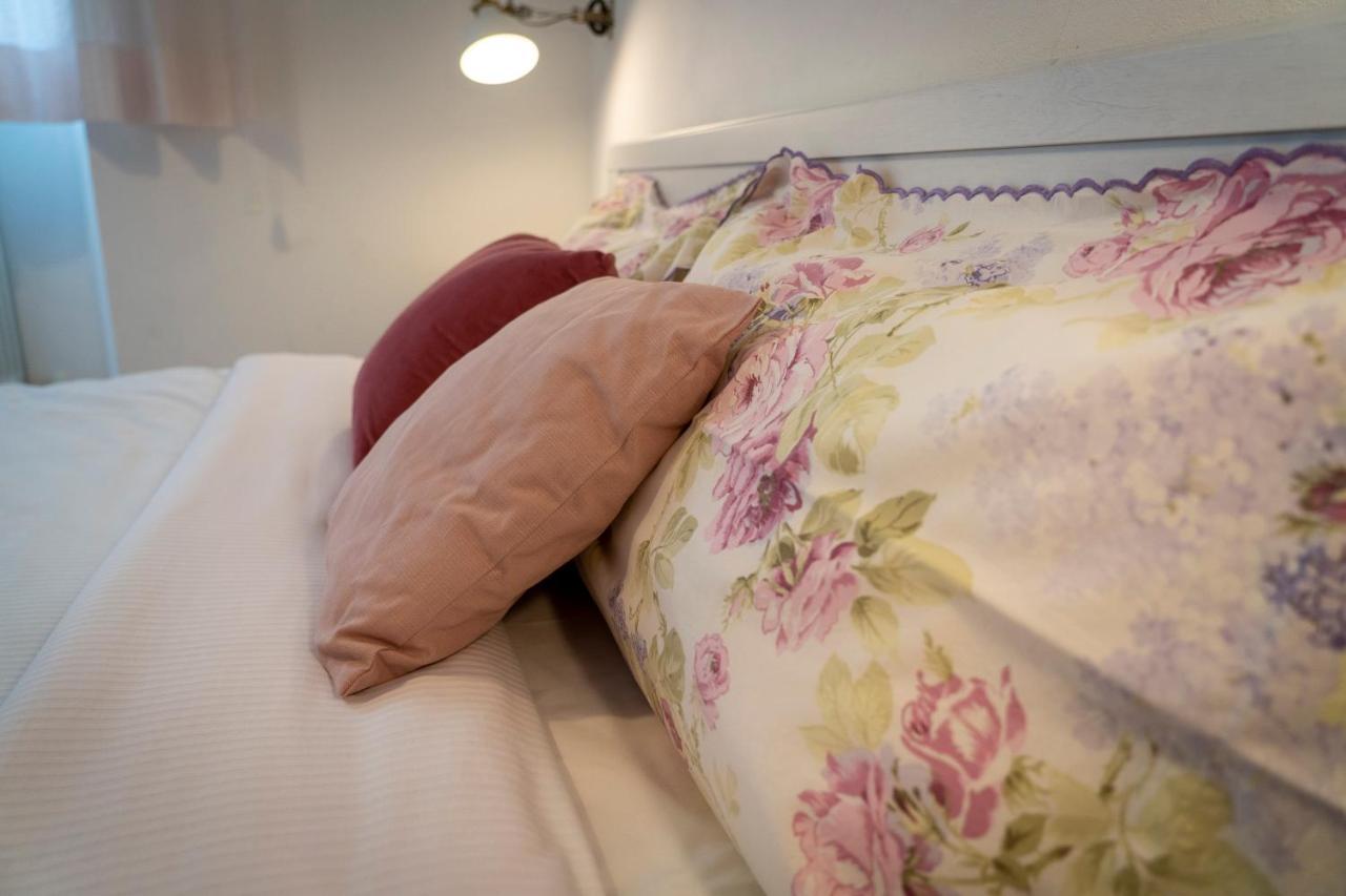 32 Nero - Florence Apartment San Niccolo Zewnętrze zdjęcie
