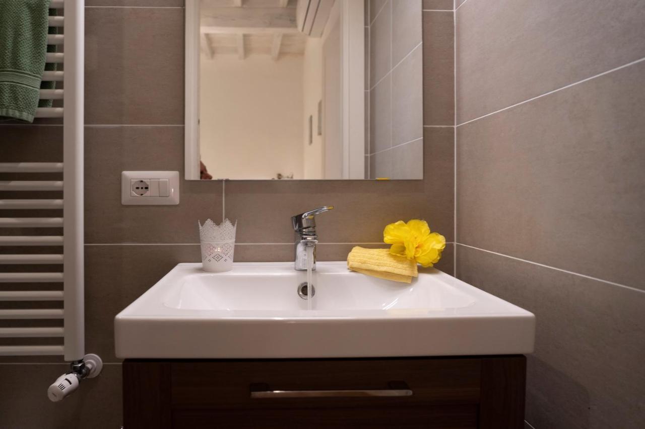 32 Nero - Florence Apartment San Niccolo Zewnętrze zdjęcie