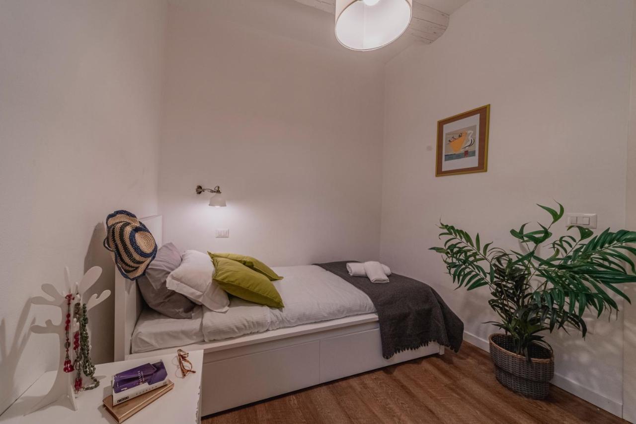 32 Nero - Florence Apartment San Niccolo Zewnętrze zdjęcie